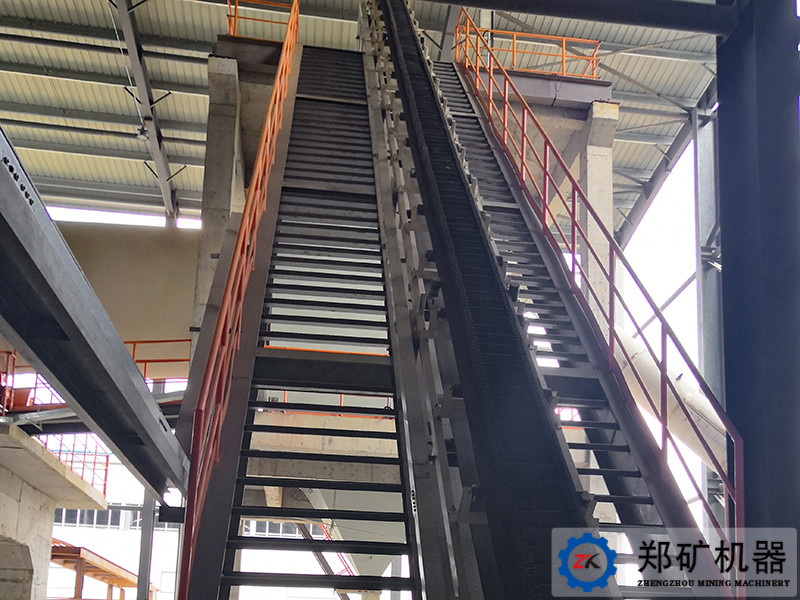 DJ大傾角皮帶輸送機(jī)