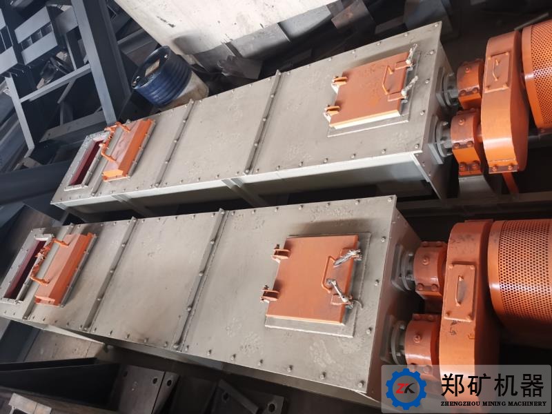 ZJ400×4m雙軸混酸機(jī) ZJ400×4m雙軸混酸機(jī)